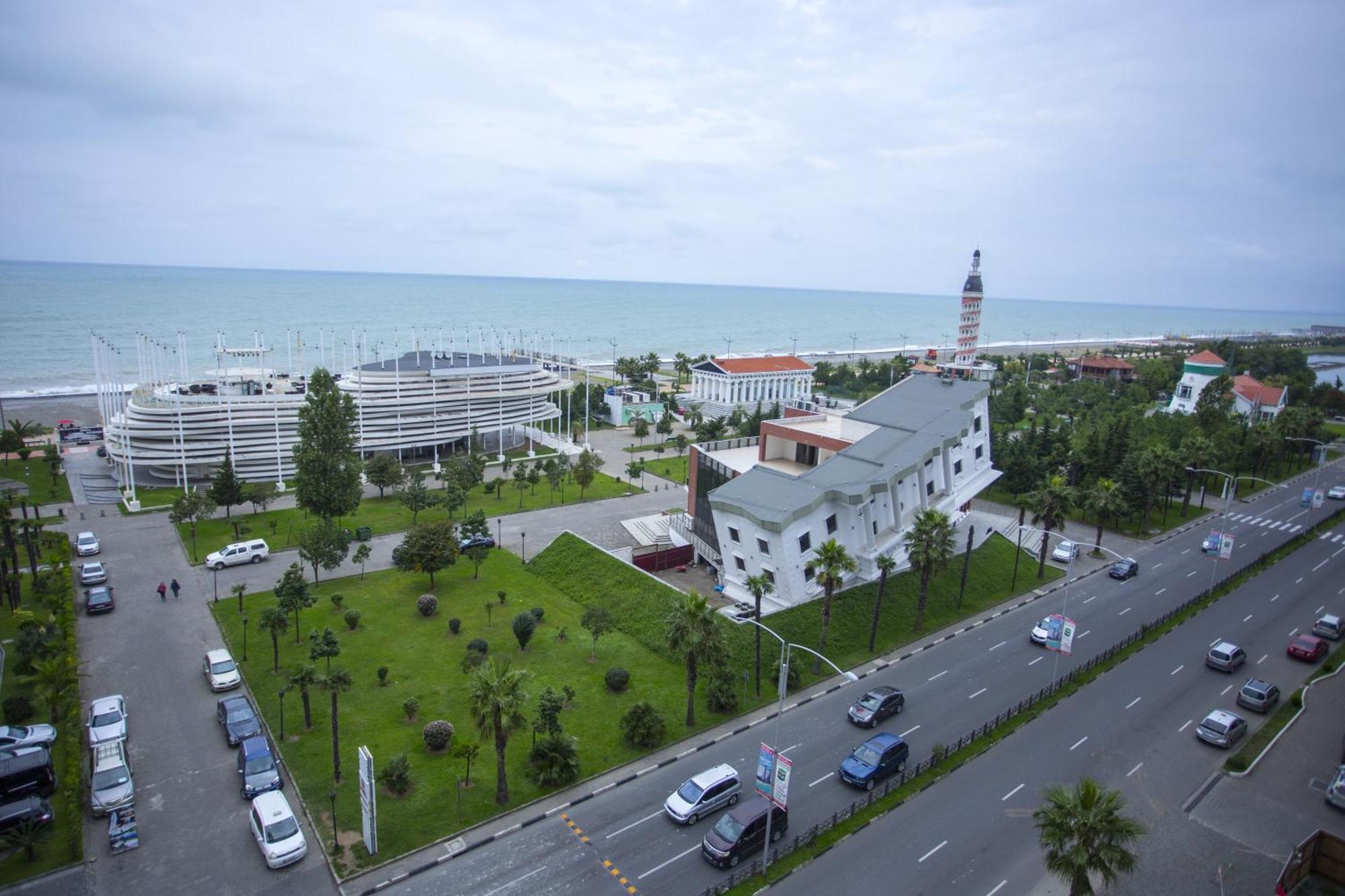 Ferienwohnung Olympic Batumi Exterior foto