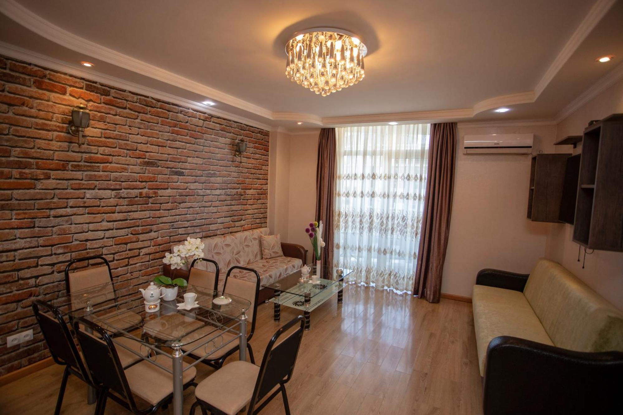 Ferienwohnung Olympic Batumi Exterior foto